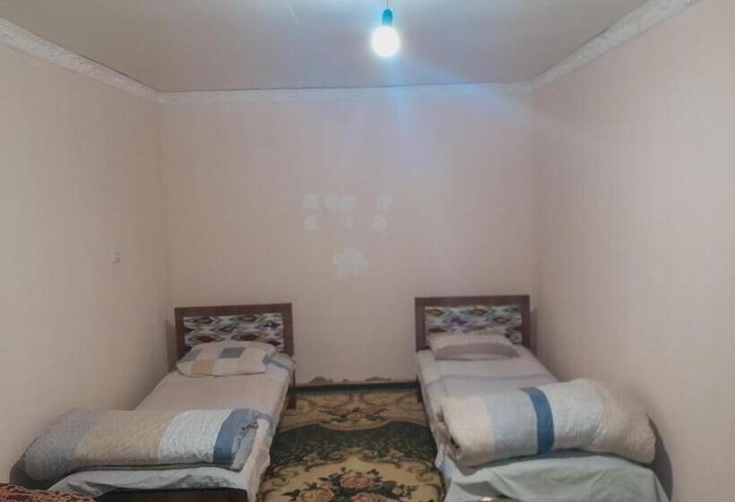 스탠다드 룸 공동 욕실, Shiringul Guesthouse In Nuratau Mountain