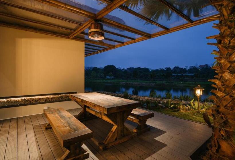 اتاق خانوادگی, Hillstay Villa Homestay