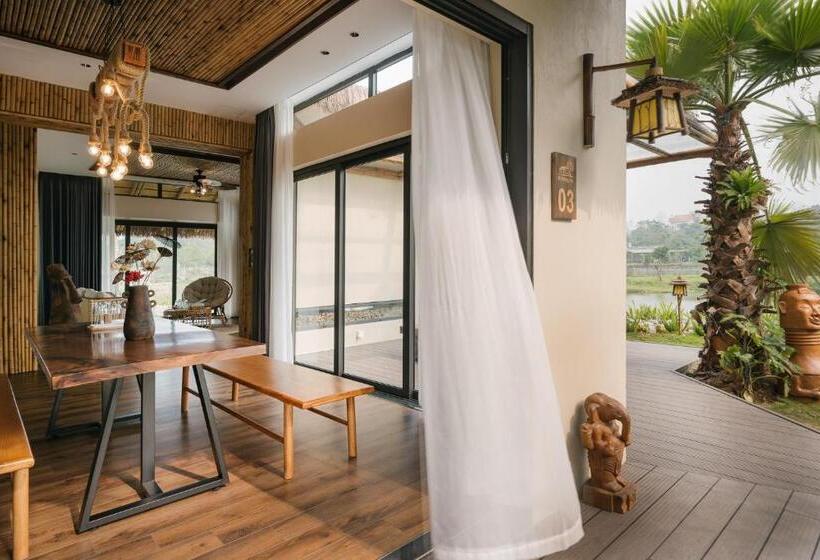 اتاق خانوادگی, Hillstay Villa Homestay