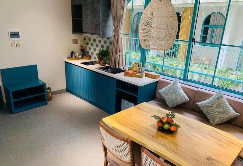 Standard Room 2 Double Beds, Solmare Hotel & Shampoo Spa