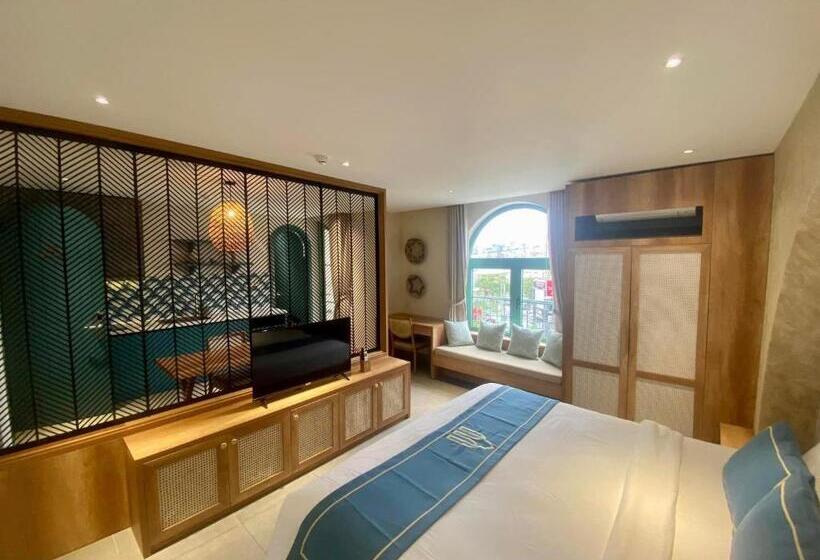 Standard Room King Size Bed, Solmare Hotel & Shampoo Spa