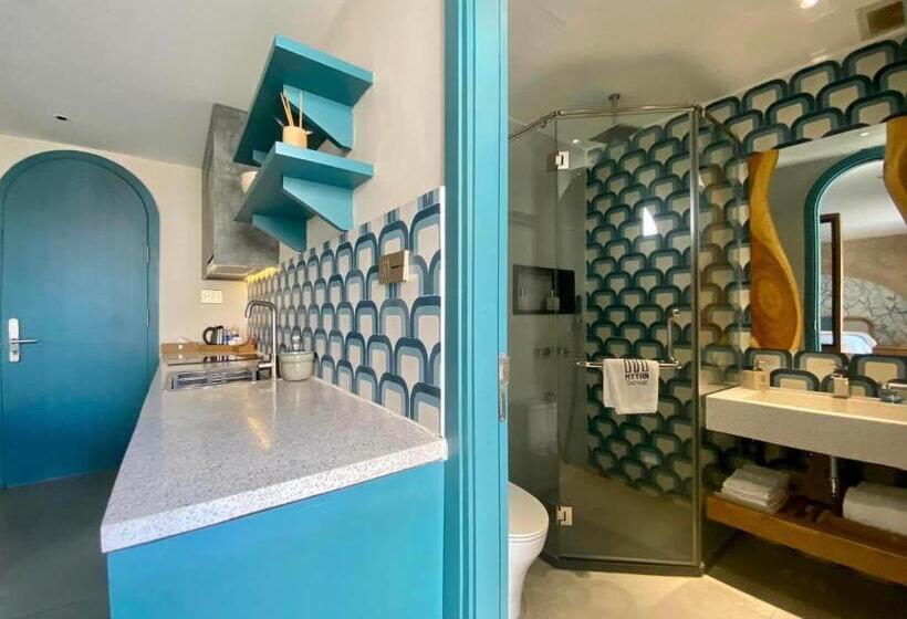 Standard Room King Size Bed, Solmare Hotel & Shampoo Spa