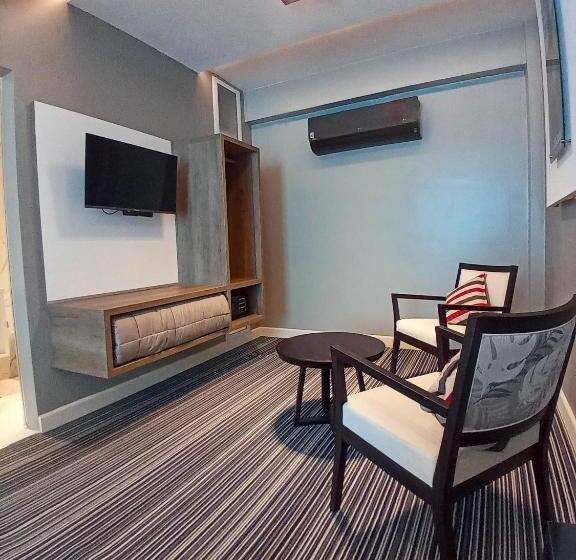 豪华房间, Benjamín I