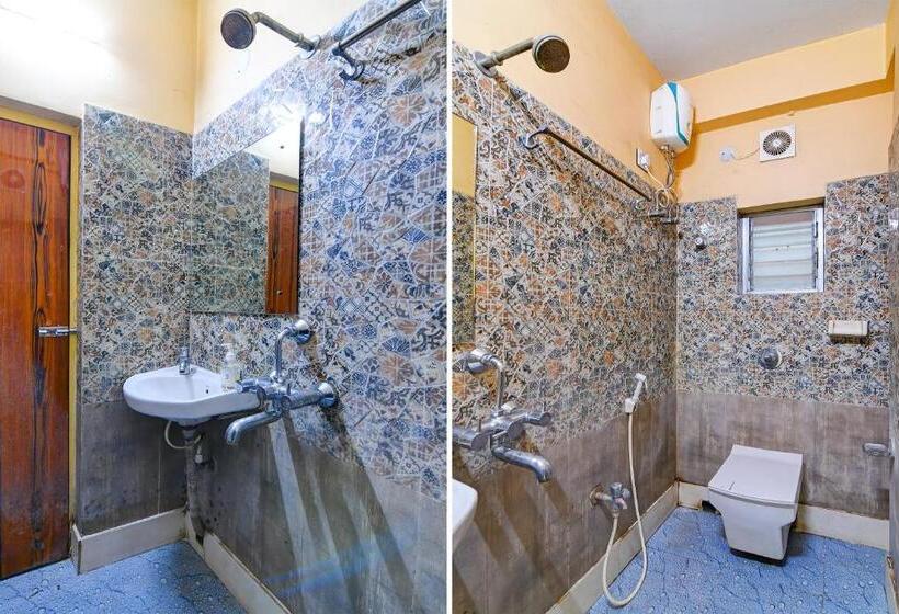 اتاق اجرایی سه نفره, Brill A G Star 500m From International Airport