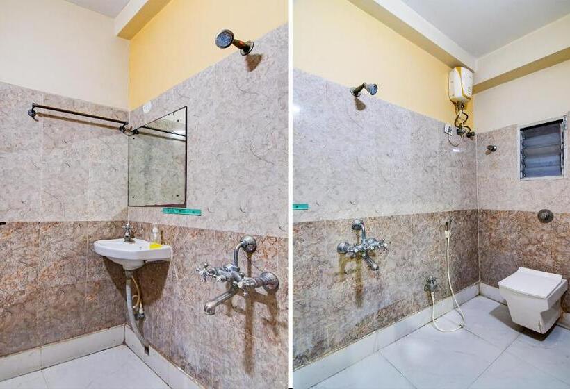 اتاق اجرایی سه نفره, Brill A G Star 500m From International Airport