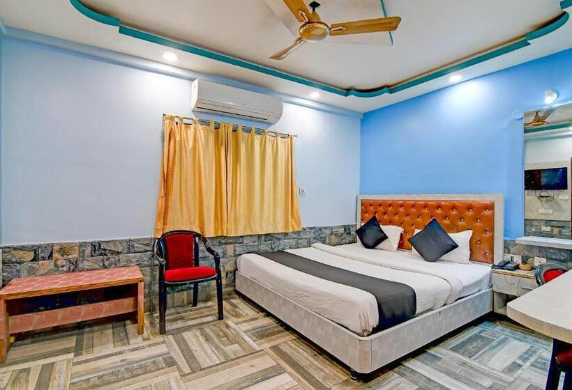 اتاق سوپریور, Brill A G Star 500m From International Airport