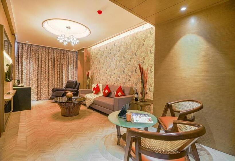 إستوديو سوبيريور, Levelup Signature