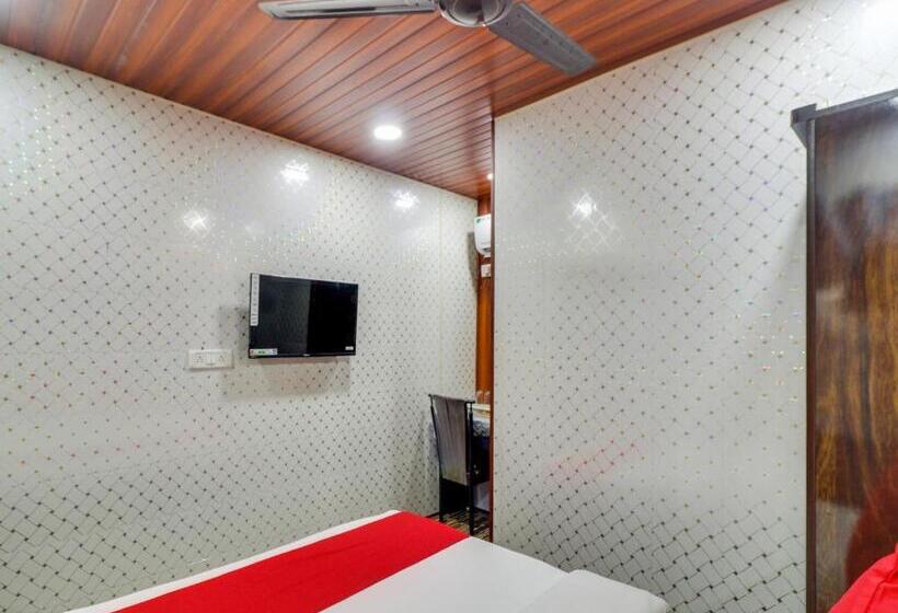Номер Стандарт, Oyo Flagship Hotel Garden Inn