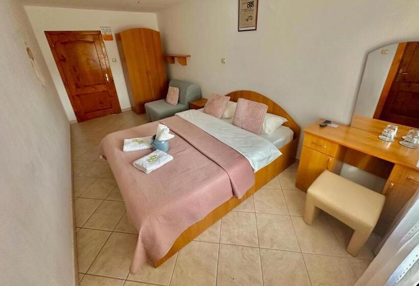 Номер Стандарт, Pensiunea Beatrice