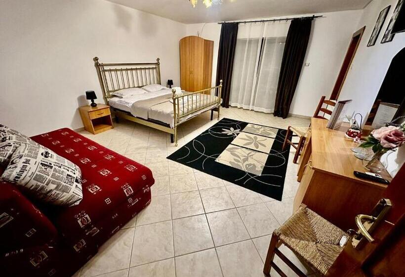 Номер Стандарт, Pensiunea Beatrice