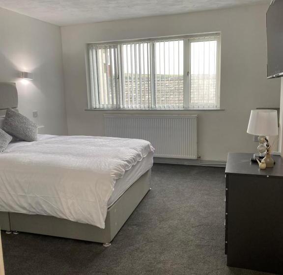 غرفة عائلية, W Apart