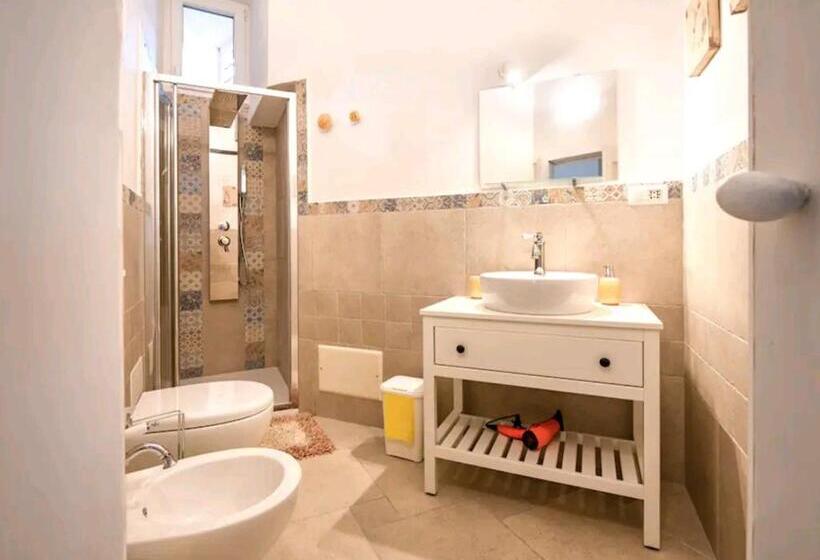 اتاق لوکس چهار تخته, La Pietra Del Duca