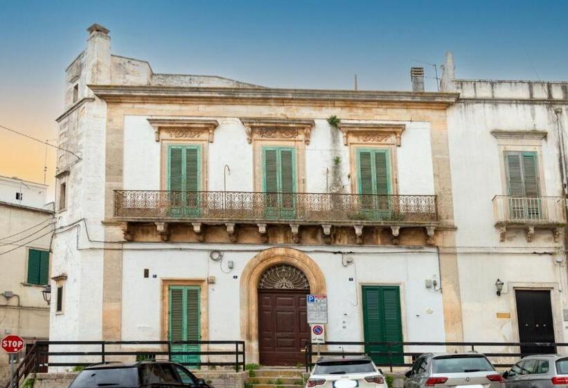 اتاق لوکس چهار تخته, La Pietra Del Duca