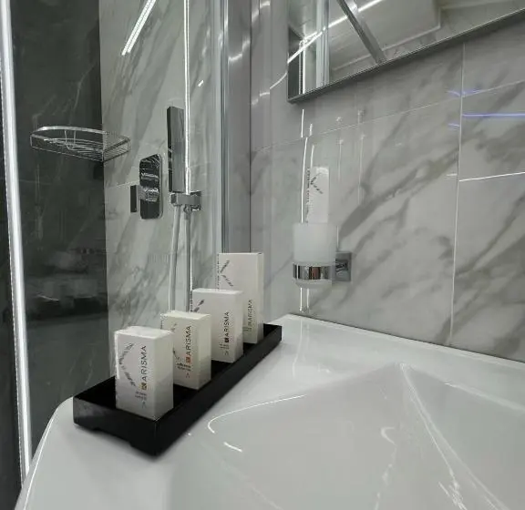 اتاق لوکس, Le Suite Piazza Nuova