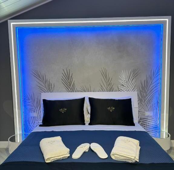 اتاق لوکس, Le Suite Piazza Nuova