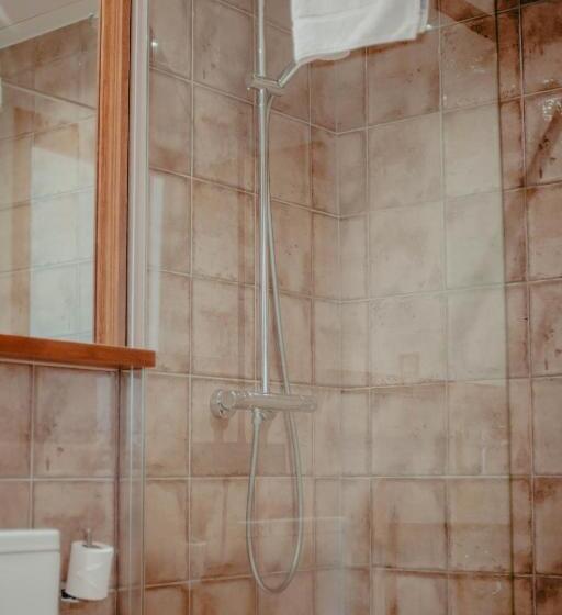 스탠다드 발코니 룸, Hostal Restaurant Mussons Vins