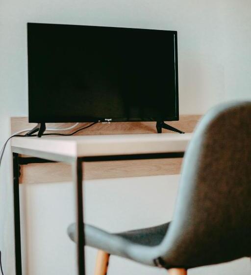 스탠다드 트리플 발코니 룸, Hostal Restaurant Mussons Vins