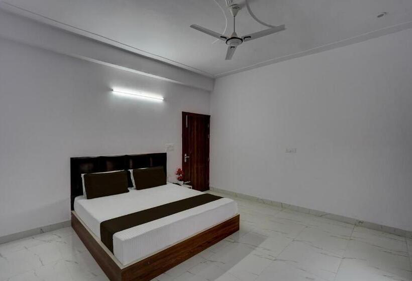 Трехместный Номер Классика, Oyo Kanak Residency