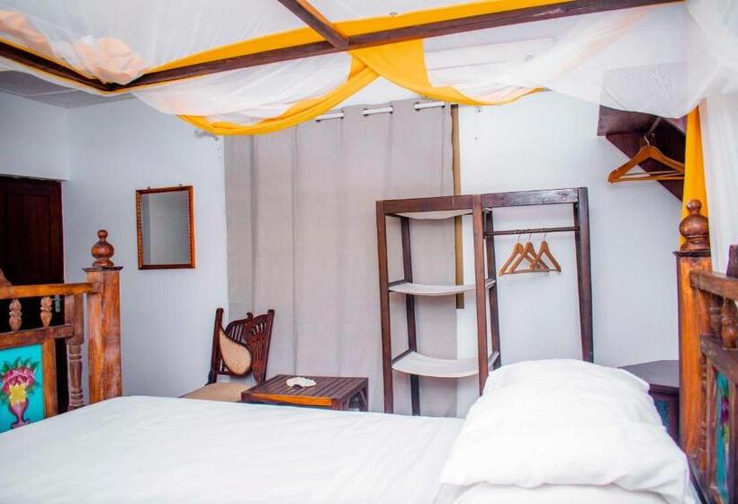 オーシャンビューデラックスルーム, The Rock Ocean View