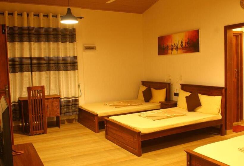 スーペリアー１ベッドルームビラ, Triniton Holiday Villas