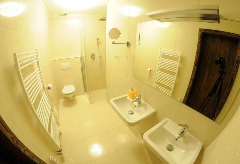 패밀리 룸, Chalupa Na Mlatě