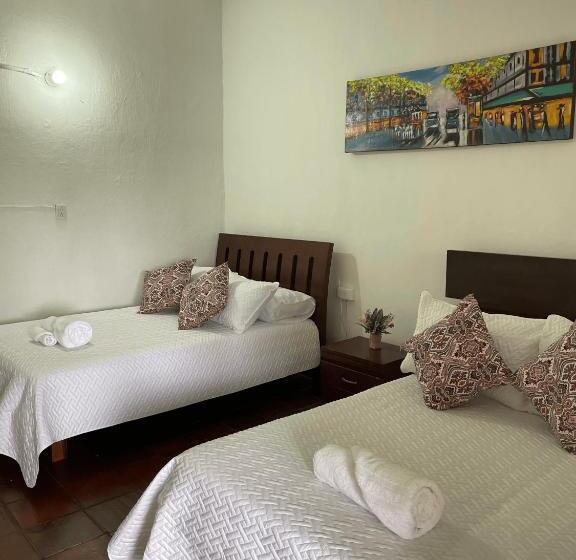 חדר משפחתי, Hostal Greenlandomesa