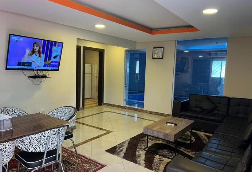 标准间, Al Morgan Resorts