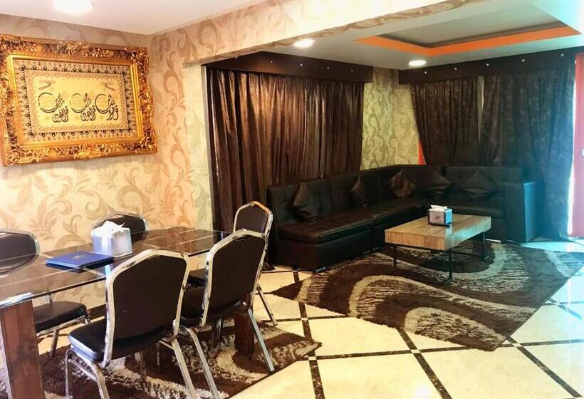 套房配有游泳池, Al Morgan Resorts