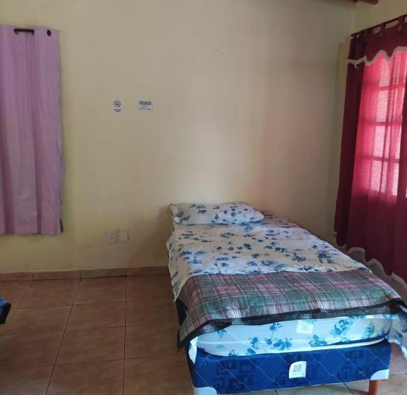 スタンダードルーム, Peixes Apart