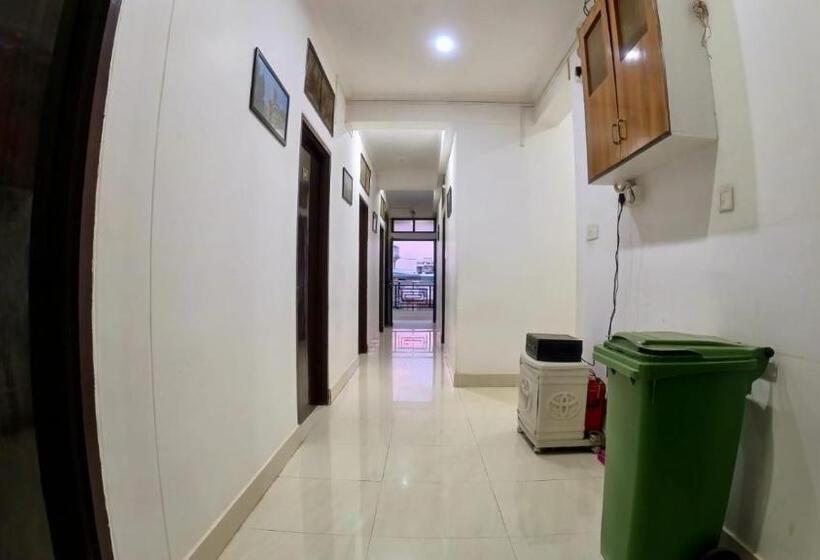 带阳台的豪华间, Holidayy Inn