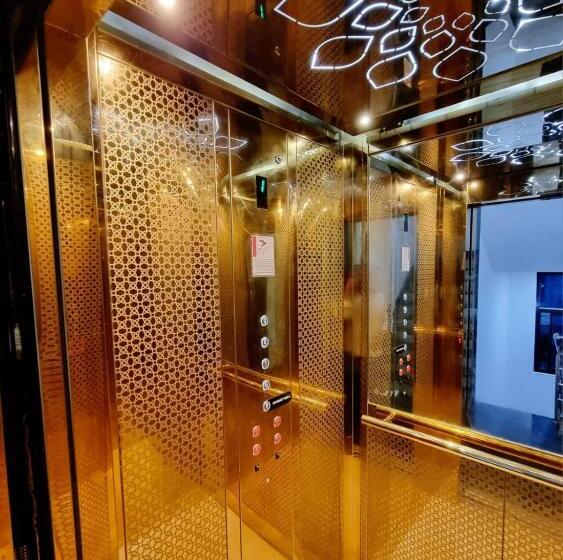 四人豪华间, Holidayy Inn