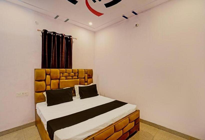 标准间, Oyo The Grand View