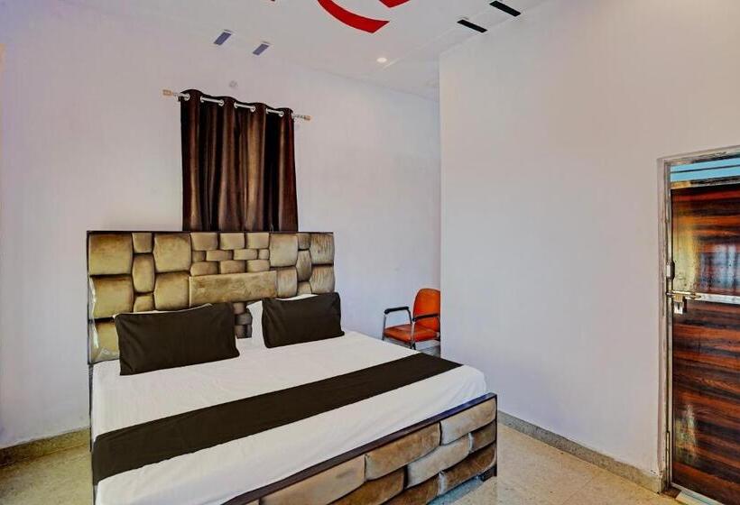 スタンダードルーム, Oyo The Grand View