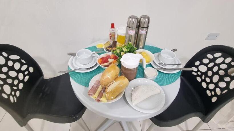 标准间带阳台, Pousada Peromar