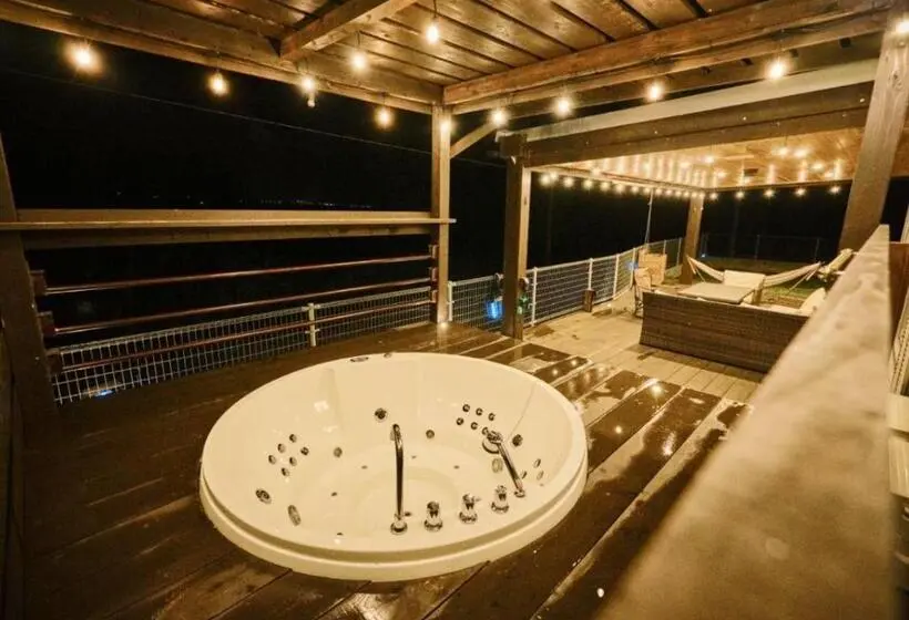 Talo 1 Makuuhuone, Beachsidesecret Vacation Stay 86262v