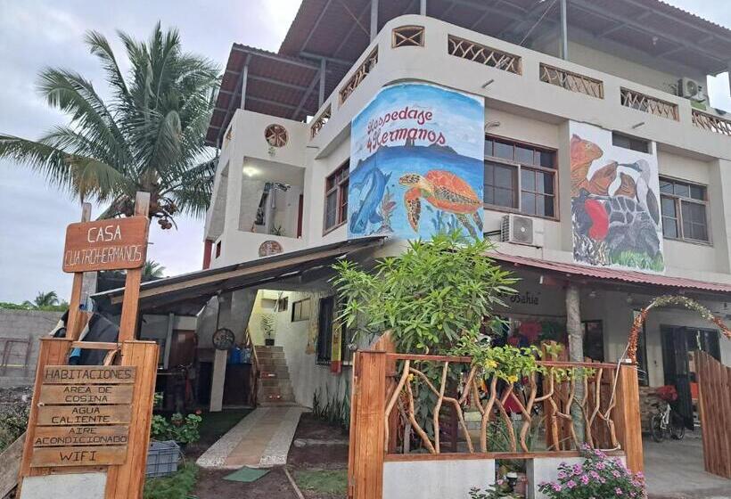 اتاق استاندارد, Hospedaje 4 Hermanos