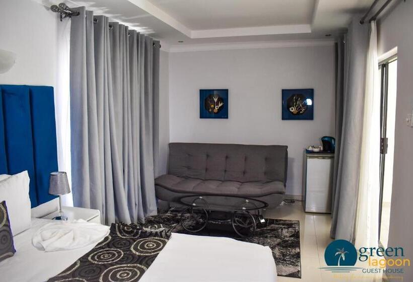 اتاق لوکس, Green Lagoon Phase 4 Branch