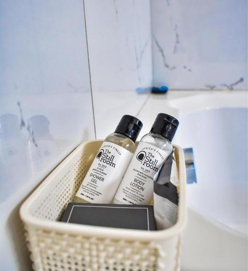 اتاق لوکس, Green Lagoon Phase 4 Branch