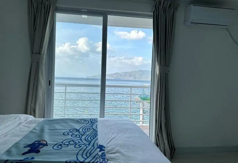 スタンダードルーム, Luckytito Anilao Resort