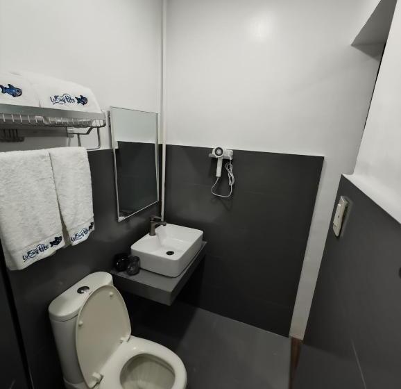 חדר סטנדרט נוף לים עם מרפסת, Luckytito Anilao Resort