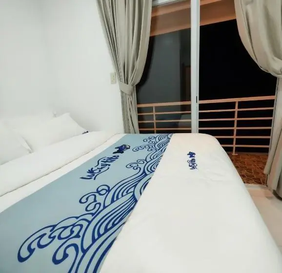 オーシャンビュースタンダードルームバルコニー付き, Luckytito Anilao Resort