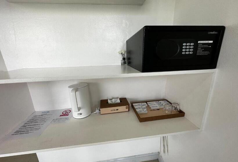 חדר סטנדרט נוף לים, Luckytito Anilao Resort