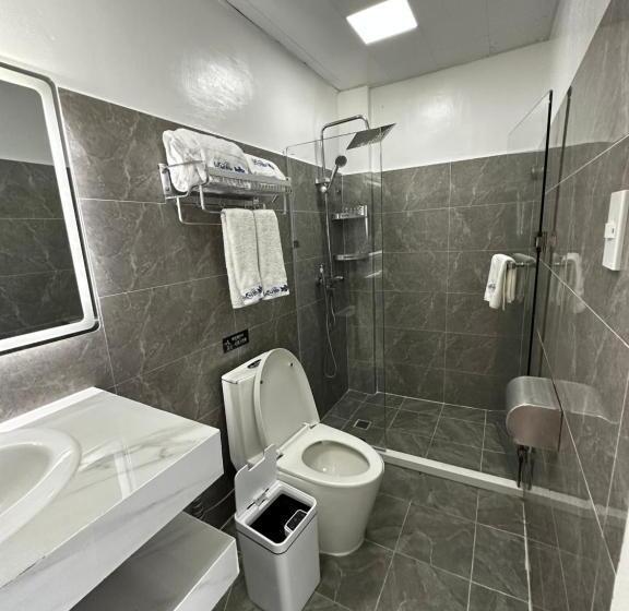 Номер Deluxe, Luckytito Anilao Resort
