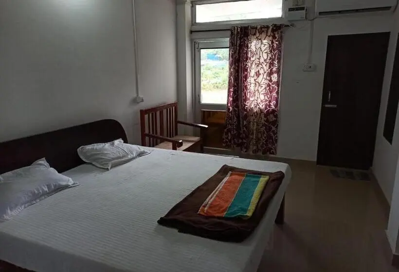 スタンダードルーム, Punjab Residency