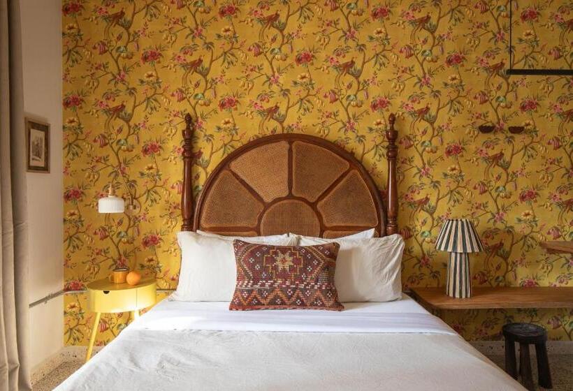 1 Bedroom Penthouse Apartment, Noa By Dw