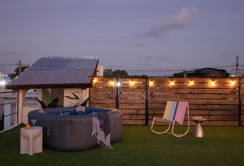 1 Bedroom Penthouse Apartment, Noa By Dw