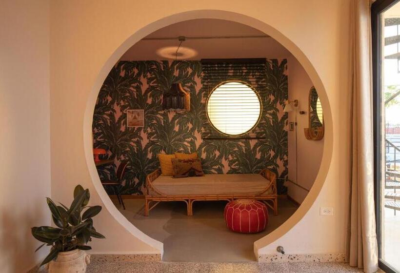 1 Bedroom Penthouse Apartment, Noa By Dw