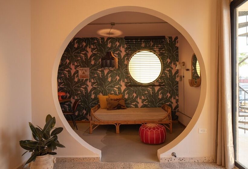 1 Bedroom Penthouse Apartment, Noa By Dw