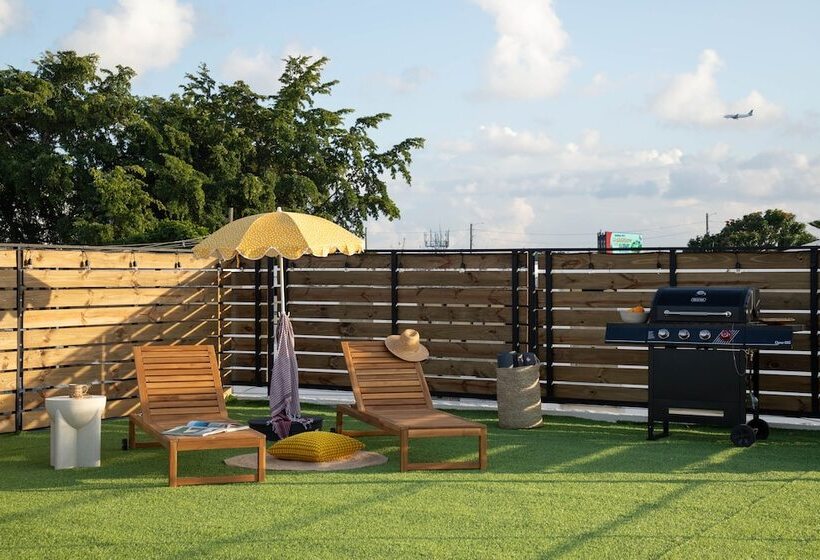 1 Bedroom Penthouse Apartment, Noa By Dw