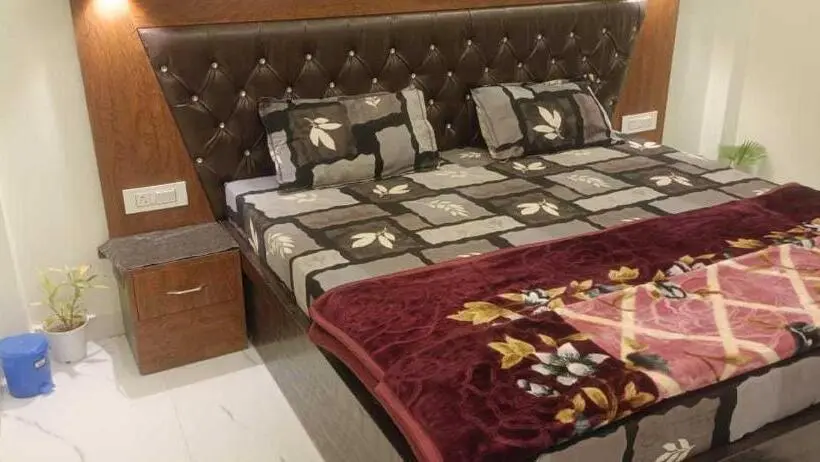 اتاق کلاسیک سه تخته, Spot On Hotel Bairi Love